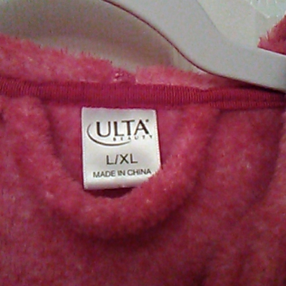 Ulta L/XL Robe - Picture 2 of 2